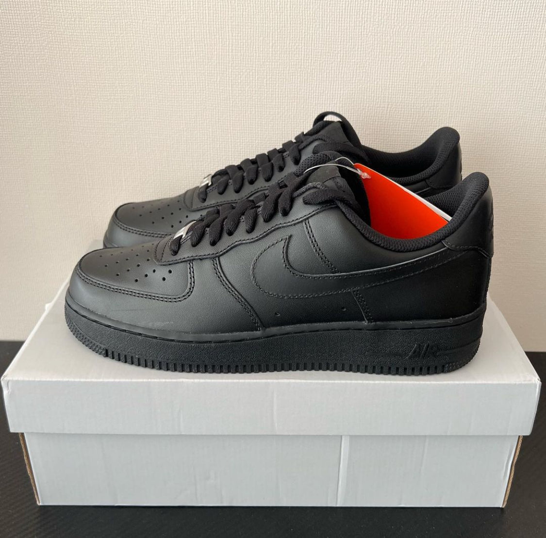Air Force 1 - Full Black Sap Acces