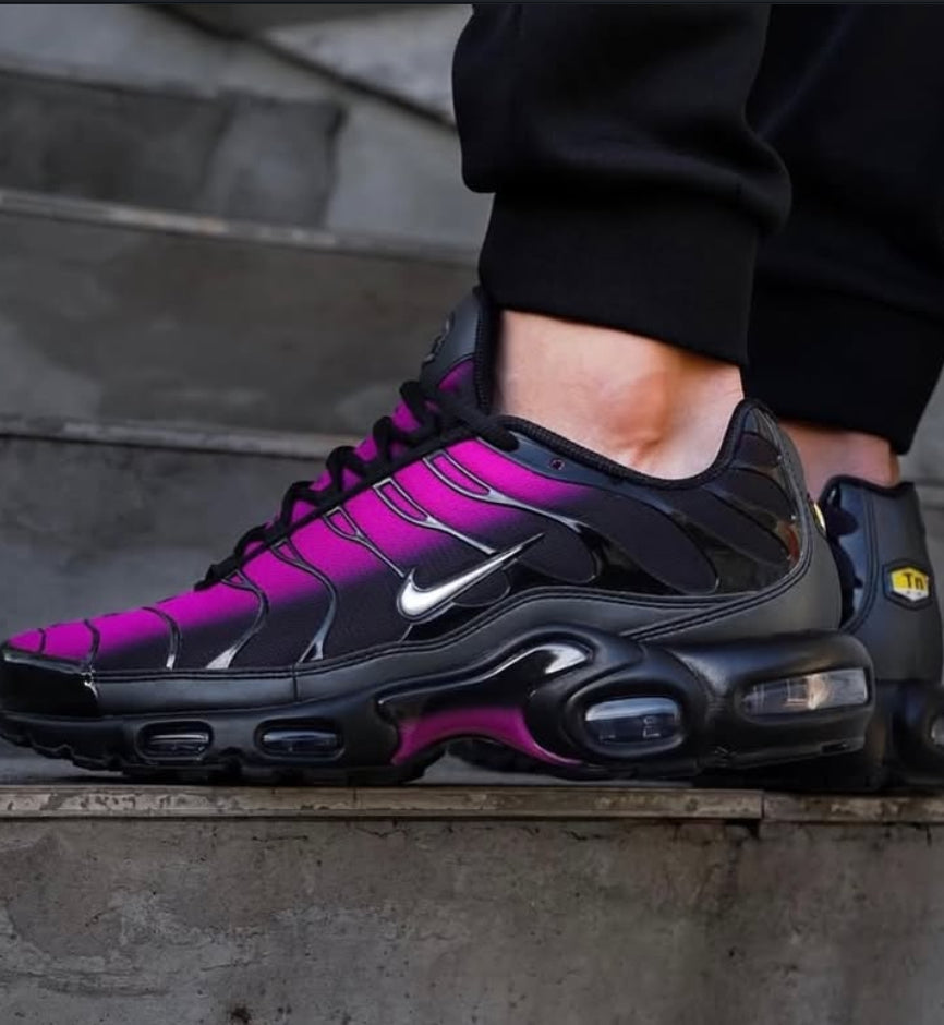 Tn Air Max Plus - BLACK PINK GRADIENT Sap Acces