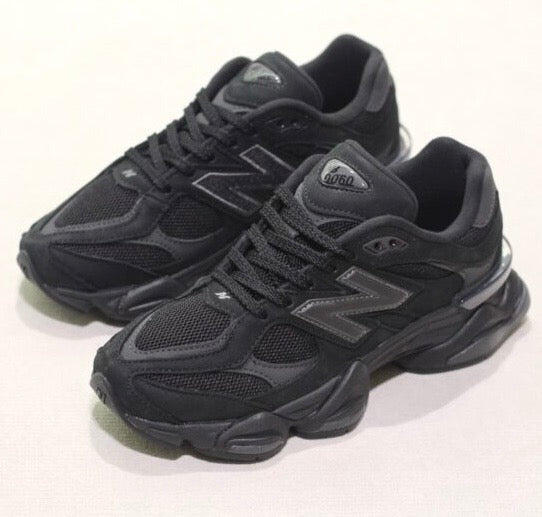 New balance 9060 - Full Black Sap Acces